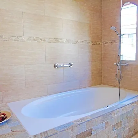 Luxurious With Private Pool - Jardin *