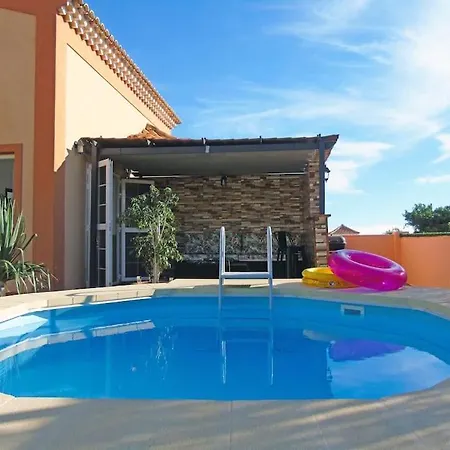 Willa Luxurious With Private Pool - Jardin
